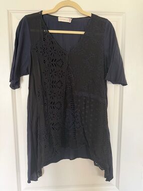 4 Love & Liberty Black Asymmetrical  Eyelet Tunic Top